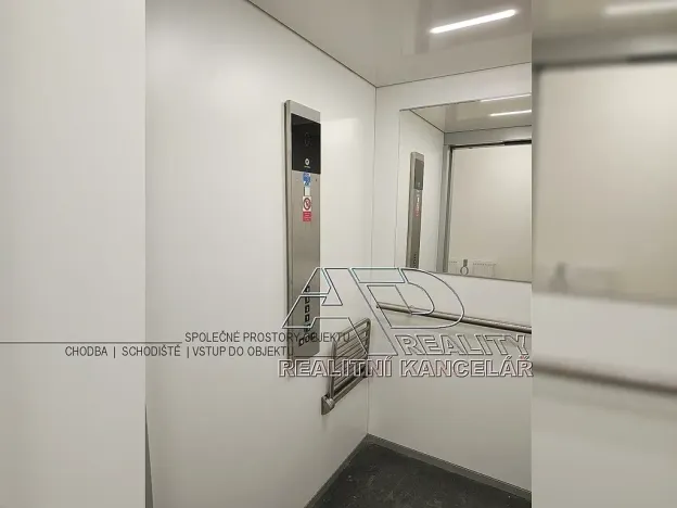 Pronájem bytu 1+kk, České Budějovice, Na Zlaté stoce, 28 m2