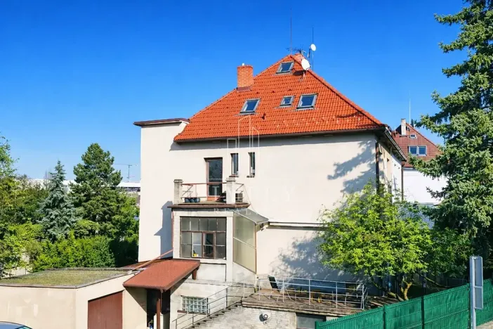 Prodej obchodního prostoru, Praha - Hostivař, Herbenova, 360 m2