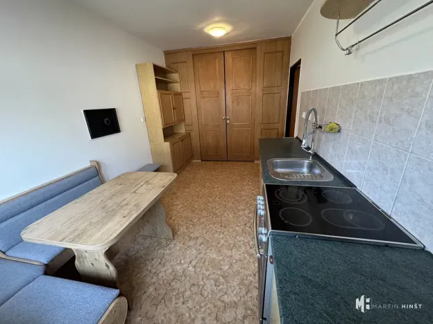 Pronájem bytu 1+1, Praha - Dolní Měcholupy, Kutnohorská, 25 m2