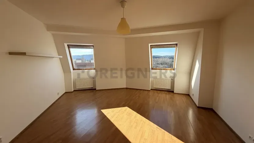 Pronájem bytu 2+kk, Praha, Komořanská, 61 m2