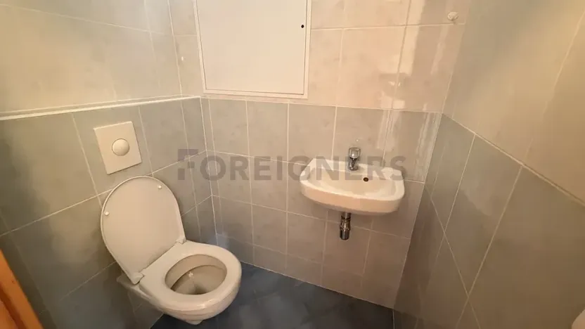 Pronájem bytu 2+kk, Praha, Komořanská, 61 m2