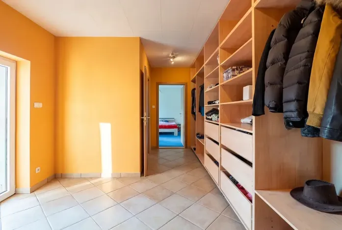 Prodej rodinného domu, Šestajovice, 325 m2