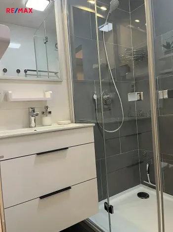 Pronájem bytu 2+kk, Kladno, U výtopny, 42 m2