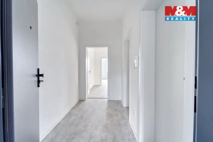 Pronájem bytu 2+kk, Plzeň - Doudlevce, Šípková, 47 m2