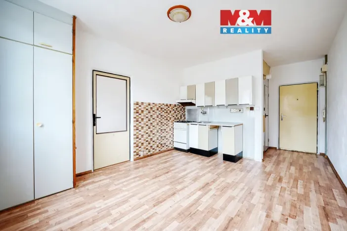 Pronájem bytu 1+1, Rokycany - Nové Město, Pod Ohradou, 35 m2