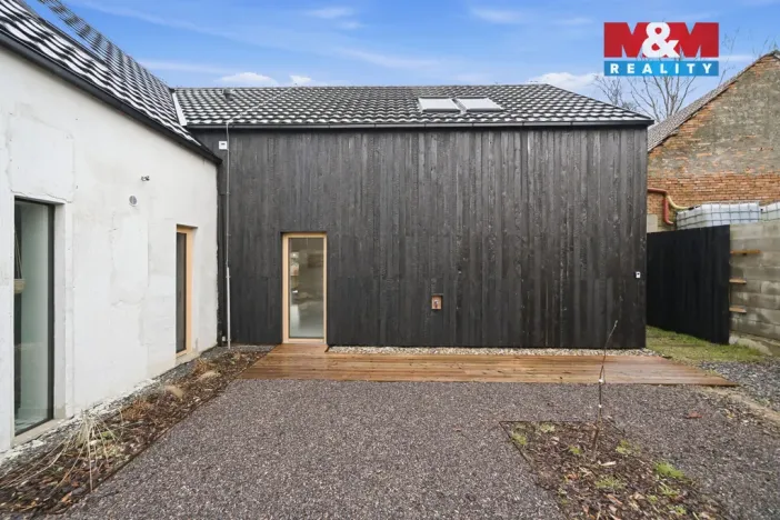 Prodej rodinného domu, Újezdec, 377 m2