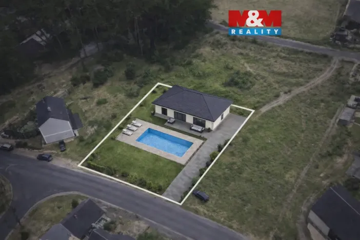 Prodej pozemku pro bydlení, Suchomasty, 1221 m2