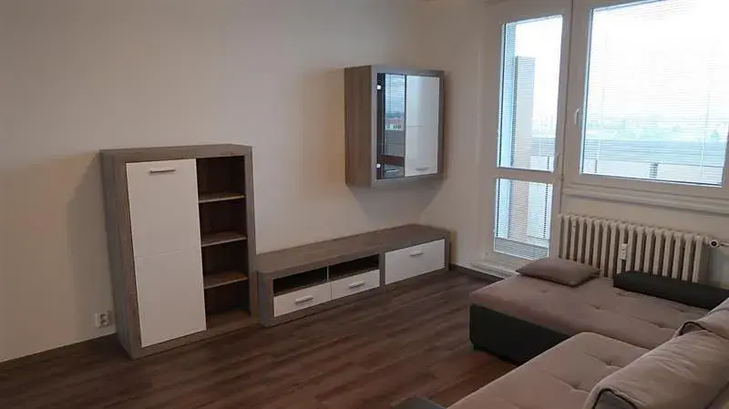 Pronájem bytu 1+1, Praha - Letňany, Chlebovická, 35 m2