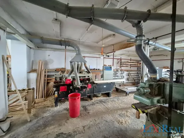Prodej výrobních prostor, Kasejovice, 1980 m2