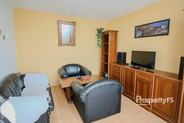 Pronájem bytu 1+1, Ústí nad Labem - Severní Terasa, Kmochova, 33 m2