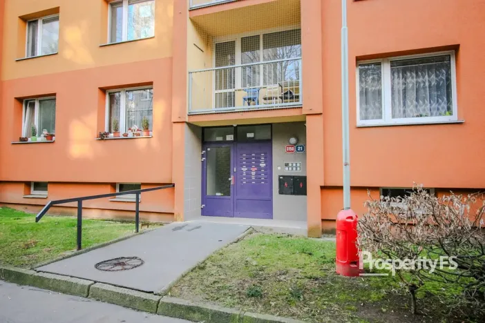 Pronájem bytu 1+1, Ústí nad Labem - Severní Terasa, Kmochova, 33 m2