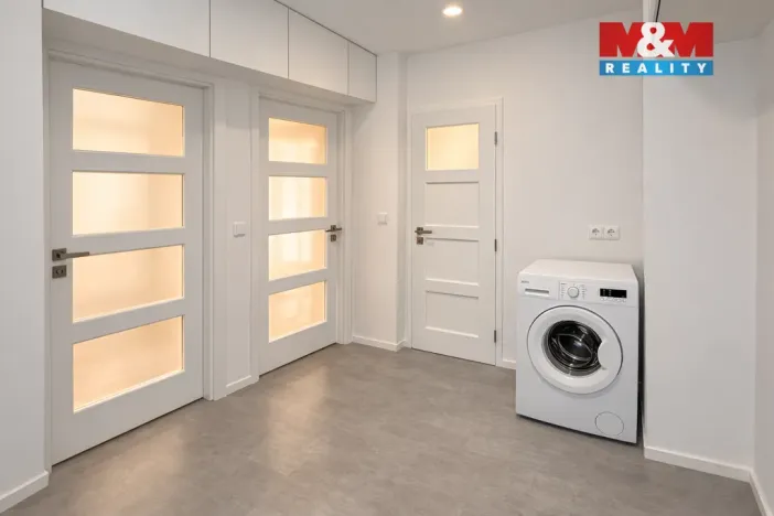 Pronájem bytu 2+kk, Praha - Vršovice, Sámova, 48 m2