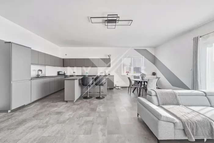 Pronájem rodinného domu, Krakovany, 145 m2