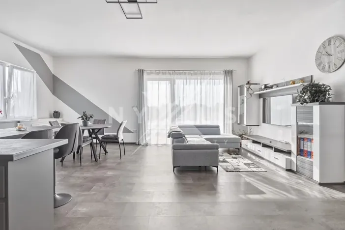 Pronájem rodinného domu, Krakovany, 145 m2