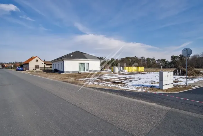 Pronájem rodinného domu, Krakovany, 145 m2