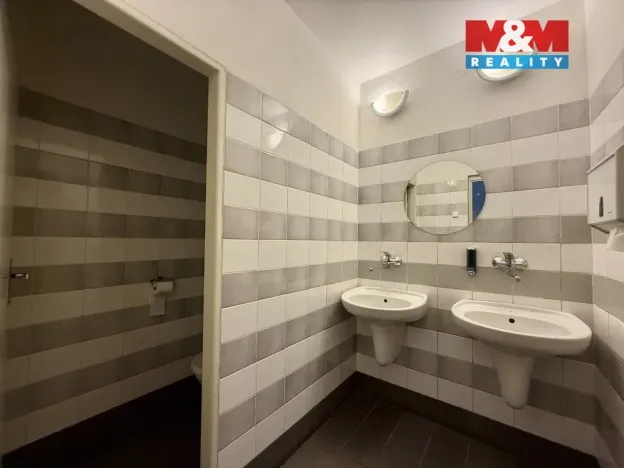 Pronájem kanceláře, Ostrava - Moravská Ostrava, Na Hradbách, 275 m2