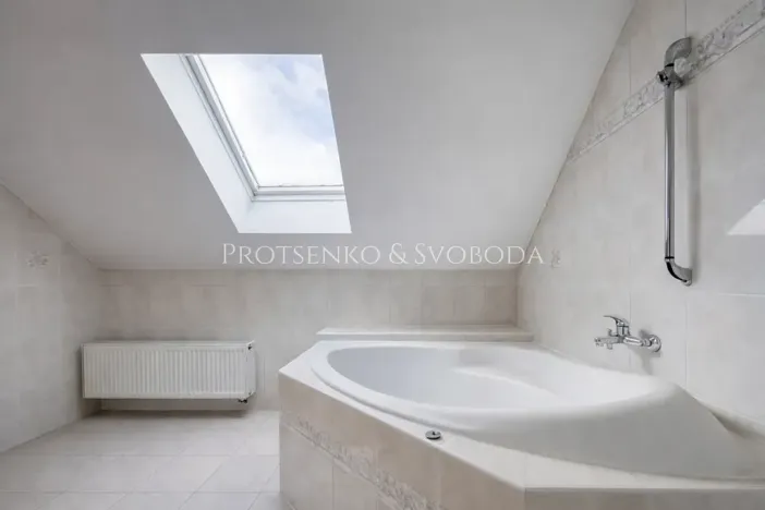 Prodej kanceláře, Mělník, Českolipská, 418 m2