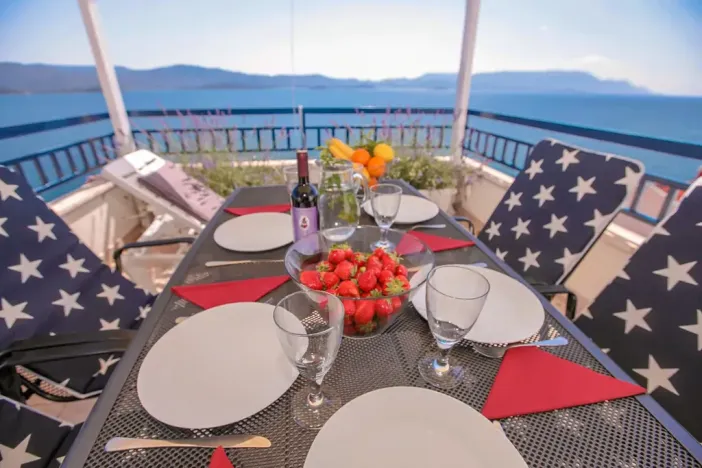 Prodej bytu 4+kk, Komarna, Chorvatsko, 111 m2