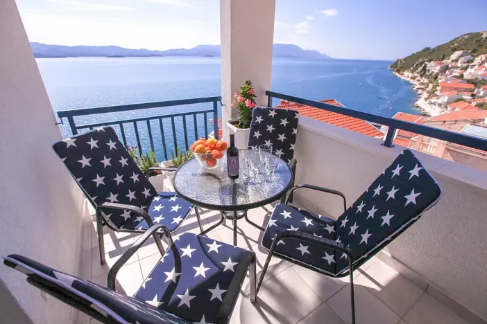 Prodej bytu 4+kk, Komarna, Chorvatsko, 111 m2