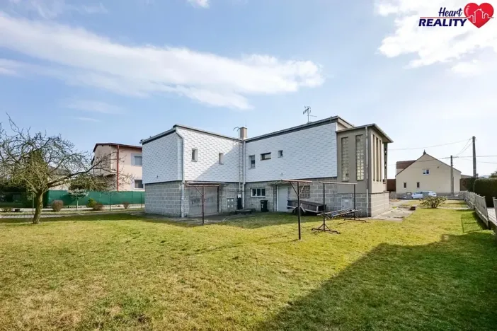 Prodej rodinného domu, Kravaře, Nábřežní, 200 m2