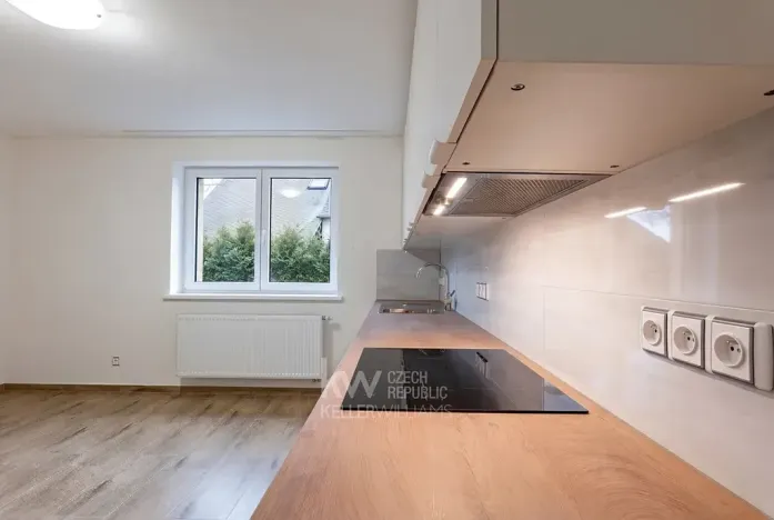 Pronájem bytu 2+kk, Praha - Chodov, Zakouřilova, 36 m2