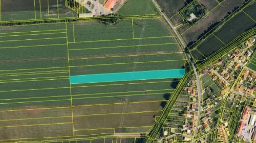 Prodej podílu pole, Měnín, 1128 m2