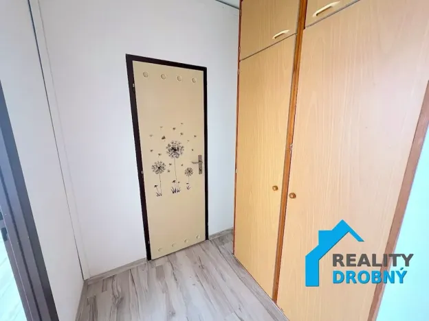 Pronájem bytu 2+kk, Děčín, B. Martinů, 42 m2