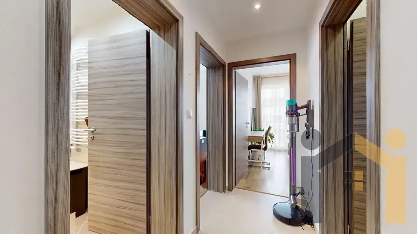 Prodej bytu 2+kk, Praha - Letňany, Hlučkova, 63 m2