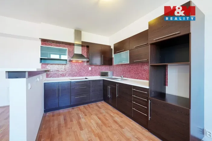 Pronájem bytu 2+kk, Plzeň - Severní Předměstí, Na Chmelnicích, 69 m2