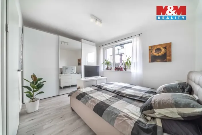 Prodej bytu 3+kk, Rokycany - Borek, Pražská, 72 m2