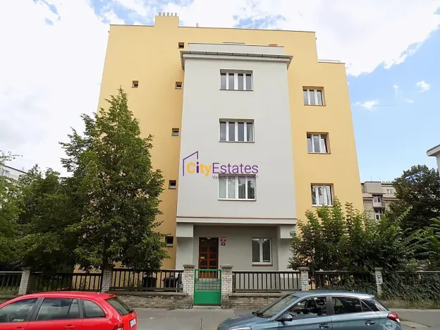 Pronájem bytu 1+kk, Praha - Nusle, Na Veselí, 45 m2