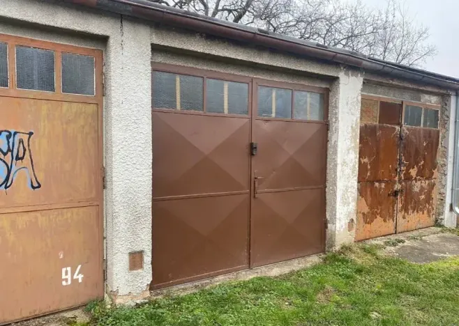 Prodej garáže, Praha - Čakovice, 18 m2