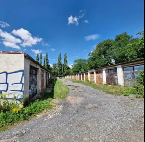 Prodej garáže, Praha - Čakovice, 18 m2