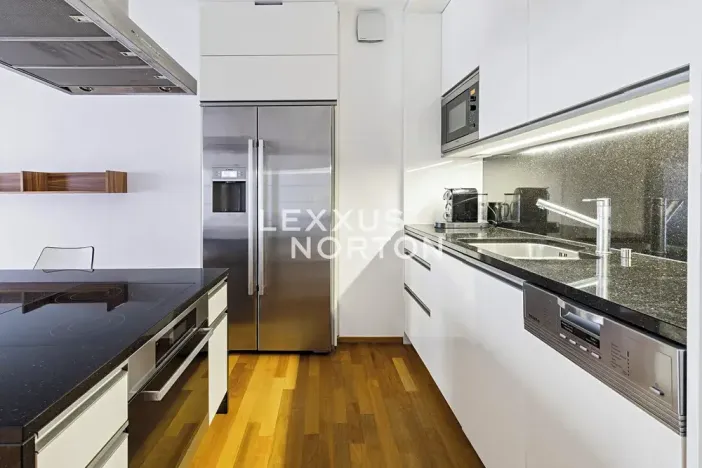 Pronájem bytu 3+1, Praha - Karlín, Šaldova, 94 m2