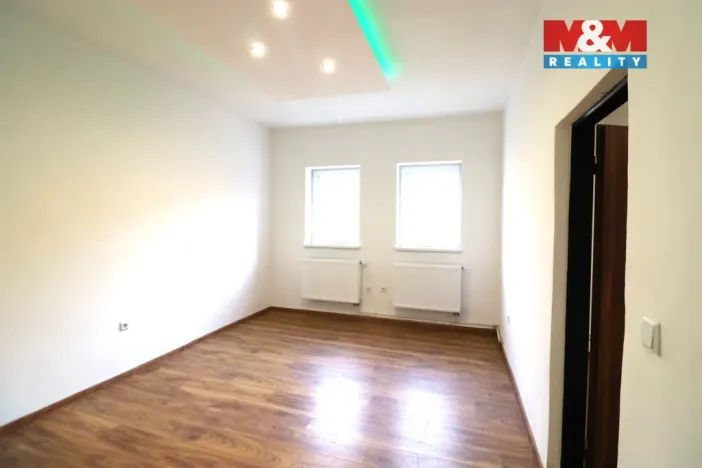 Pronájem bytu 1+1, Karlovy Vary - Rybáře, Sokolovská, 36 m2