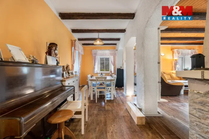 Prodej rodinného domu, Ústí nad Labem - Kojetice, 300 m2