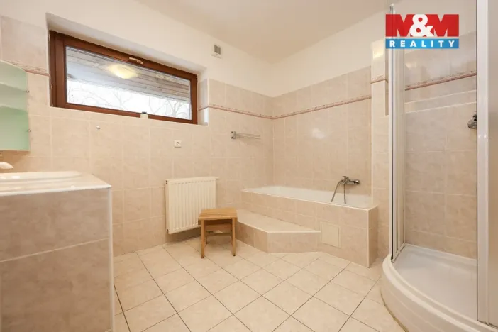 Pronájem rodinného domu, Luká - Střemeníčko, 262 m2