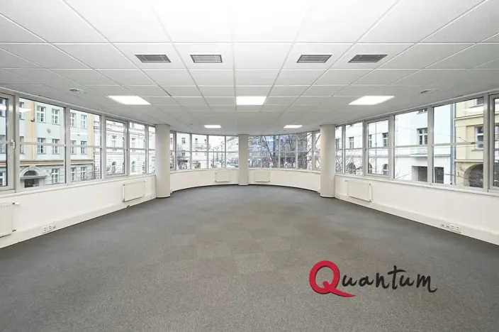 Pronájem kanceláře, Praha - Vinohrady, Šafaříkova, 123 m2