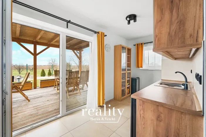 Prodej apartmánu, Jevišovka, 190 m2