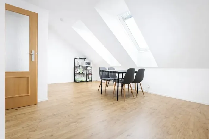 Pronájem bytu 2+kk, Praha - Prosek, Na vyhlídce, 61 m2