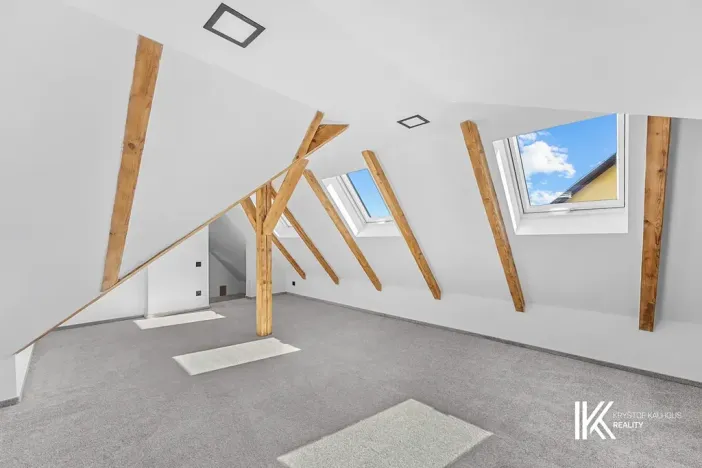 Prodej ubytování, Mladé Buky, 133 m2