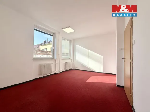 Pronájem kanceláře, Ústí nad Orlicí, T. G. Masaryka, 18 m2
