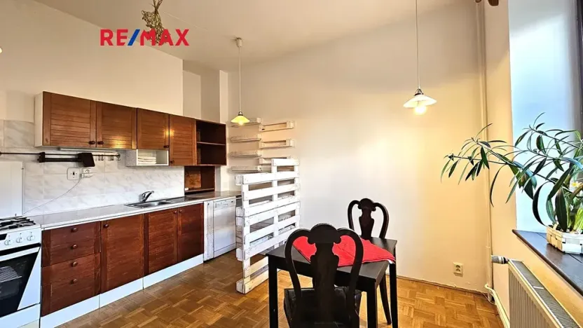 Pronájem bytu 2+kk, Praha - Břevnov, U Ladronky, 50 m2