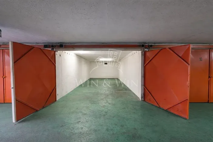 Prodej garáže, Praha - Troja, Čimická, 17 m2