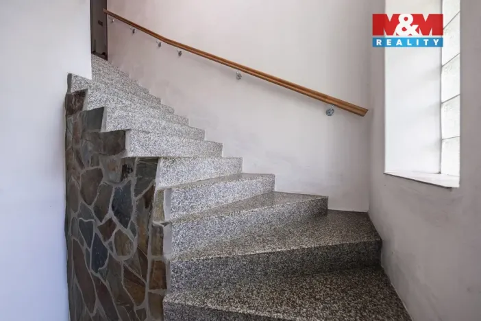 Prodej rodinného domu, Bechyně - Hvožďany, 230 m2