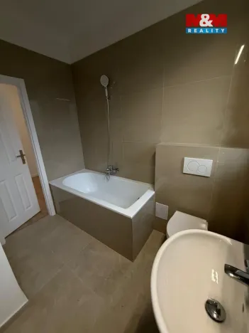 Pronájem bytu 2+kk, Beroun - Beroun-Město, Zvonařova, 50 m2