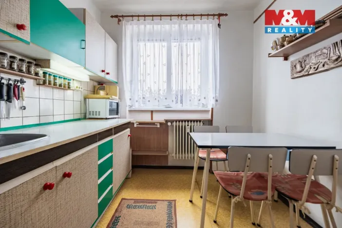 Prodej bytu 2+1, Čáslav - Čáslav-Nové Město, Jiřího z Poděbrad, 58 m2