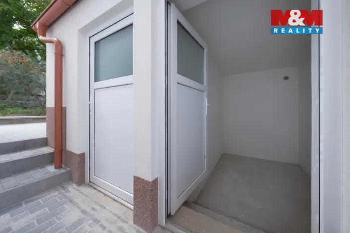 Prodej bytu 4+1, Praha - Ruzyně, Duchcovská, 80 m2