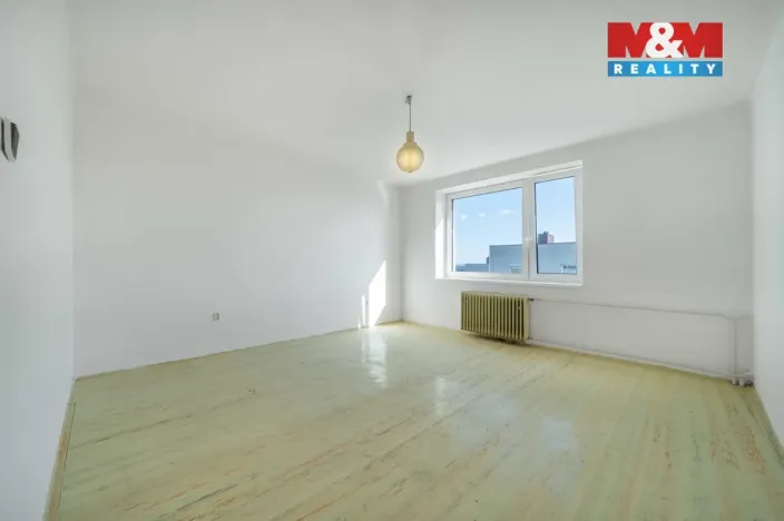 Prodej bytu 3+1, Domažlice, Ladova, 76 m2