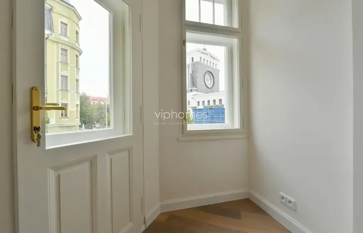 Pronájem bytu 4+kk, Praha - Vinohrady, náměstí Jiřího z Poděbrad, 118 m2